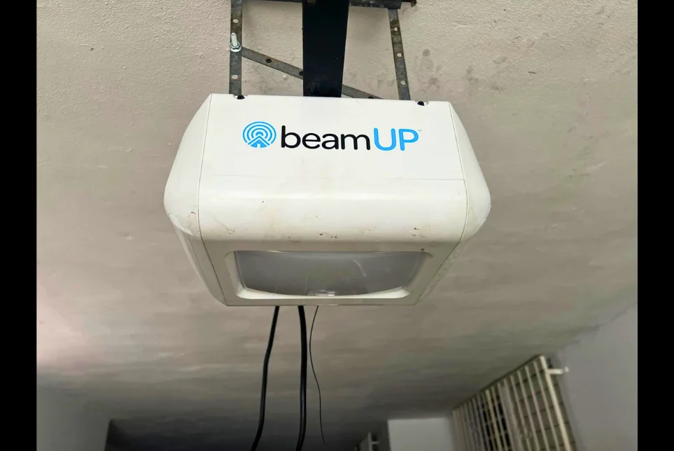 Centurion BU800 by beamUP