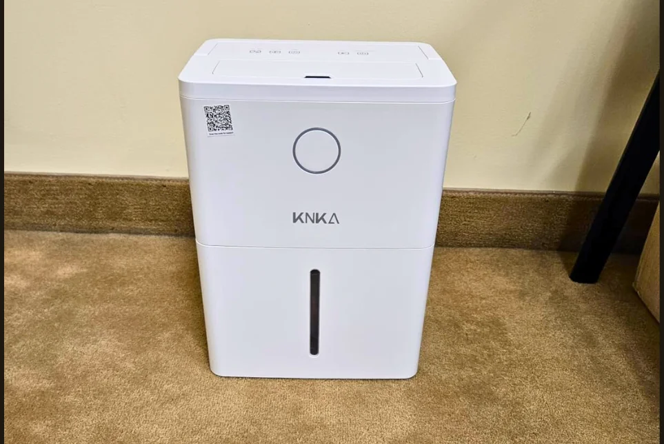 KNKA 2500 Sq.Ft Dehumidifiers for Home
