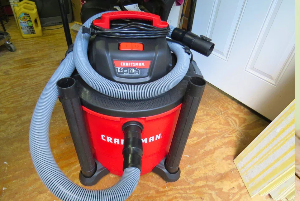 CRAFTSMAN CMXEVBE17595 16 Gallon 6.5 Peak HP